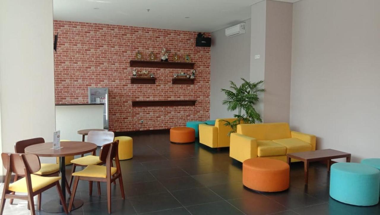 Hotel @HOM Premiere Timoho Yogyakarta Exterior foto